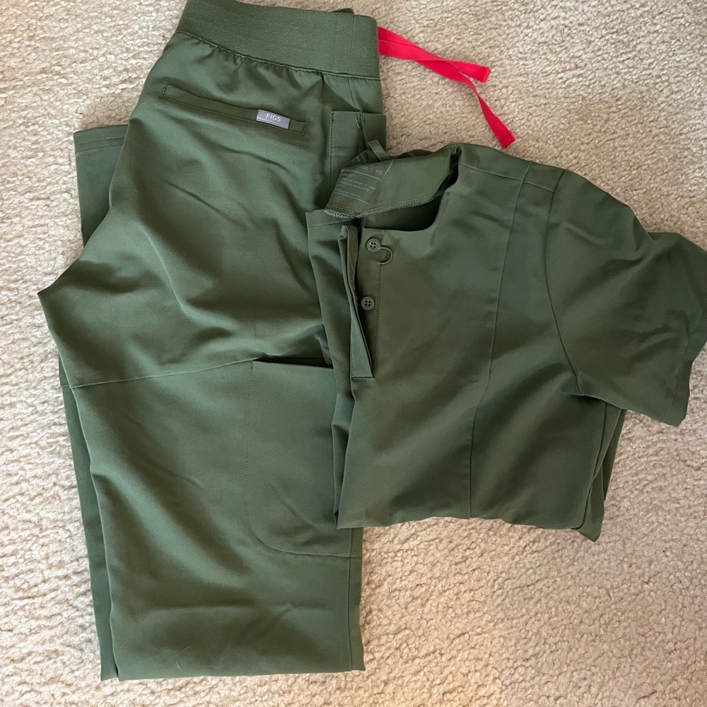 FIGS Dark Olive scrub set